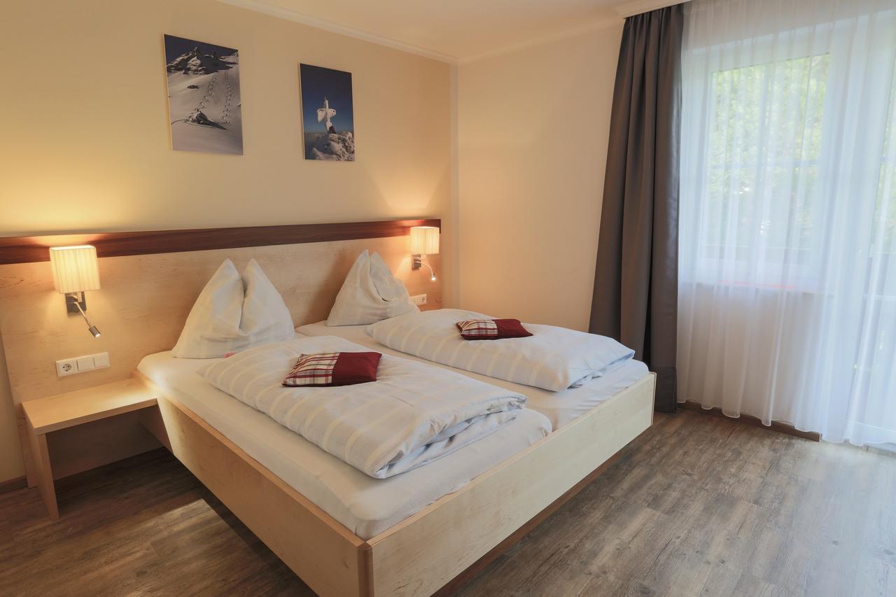 האוס Appartments Am Esslgut מראה חיצוני תמונה