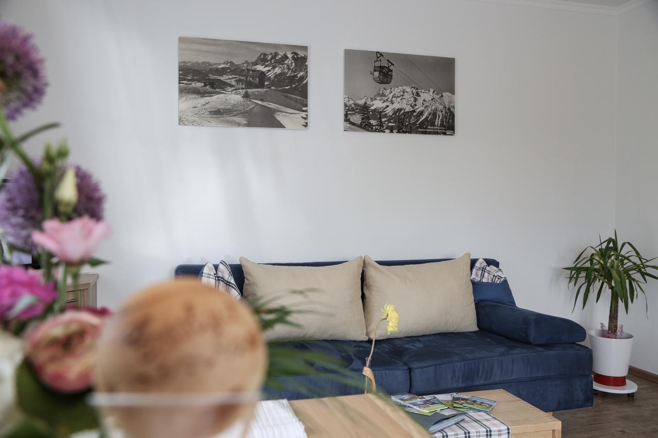 האוס Appartments Am Esslgut מראה חיצוני תמונה
